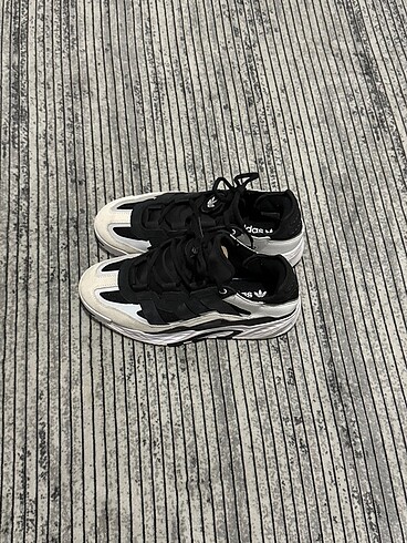 41 Beden Adidas nite ball 41 numaran