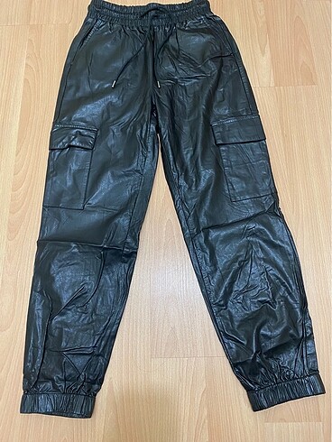 Stradivarius Deri pantolon