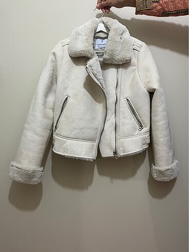 Stradivarius İçi Kürklü Mont