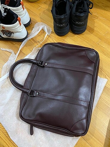 Louis Vuitton Acı Kahve Deri Çanta