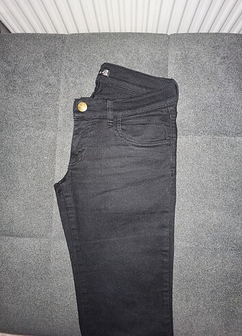 Vena Flare Jeans