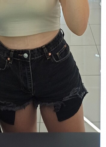 Trendyolmilla Siyah Denim Şort