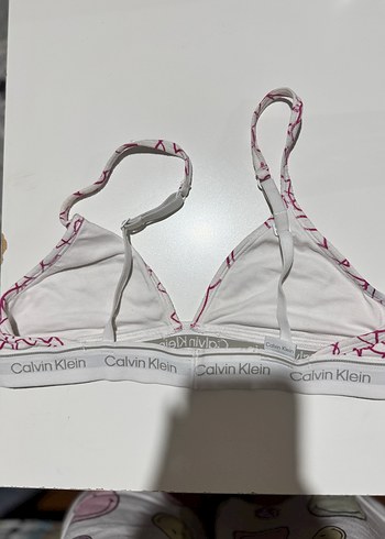 Calvin Klein Renkli Kalp Desenli Calvin Klein Sütyen