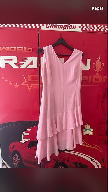 Elbise pembe