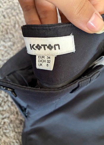 Koton Kadın Siyah Kemerli Kumaş Pantolon
