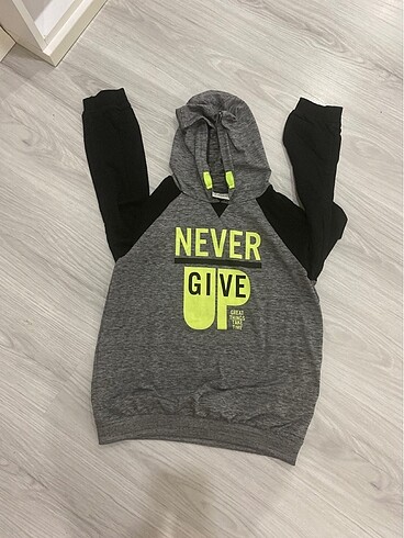 sweat tişort