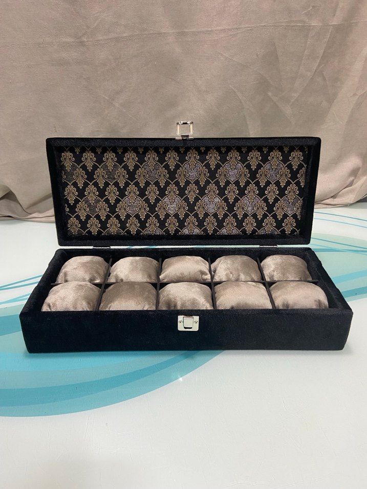 Gri Kadife Saat Kutusu - Görsel 2