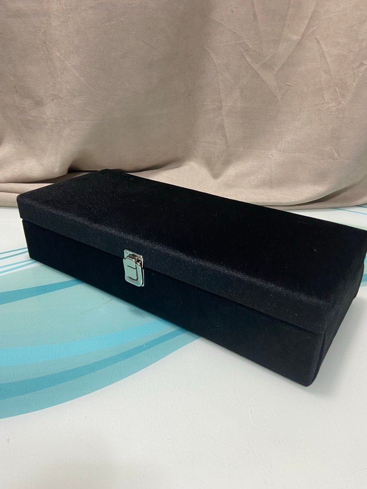 Gri Kadife Saat Kutusu - Görsel 3