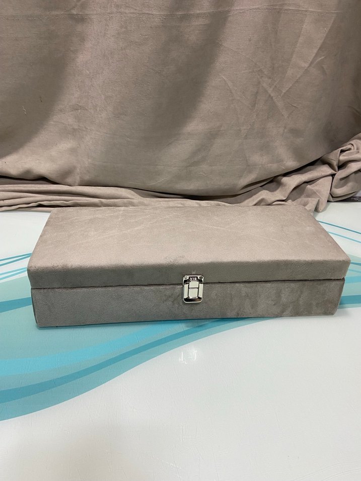 Gri Kadife Makyaj Düzenleyici Kutusu - Görsel 5