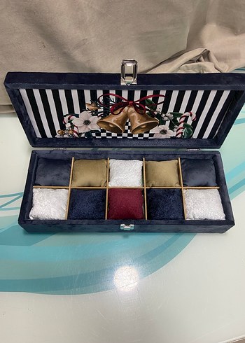 Çok Bölmeli Koyu Renkli Kutu Saat Kutusu - Görsel 2