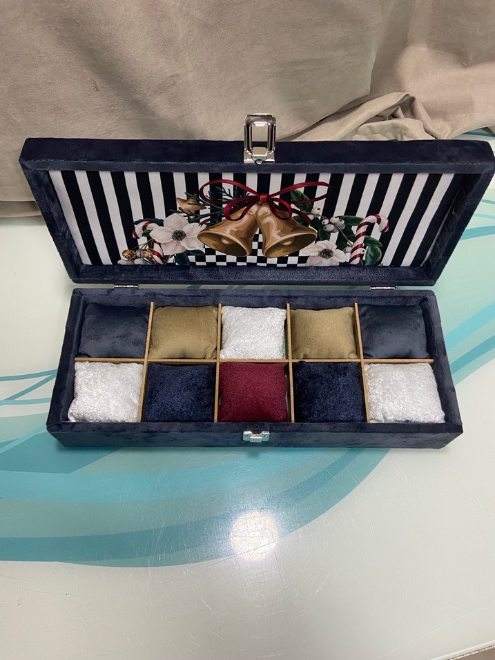 Çok Bölmeli Koyu Renkli Kutu Saat Kutusu - Görsel 2