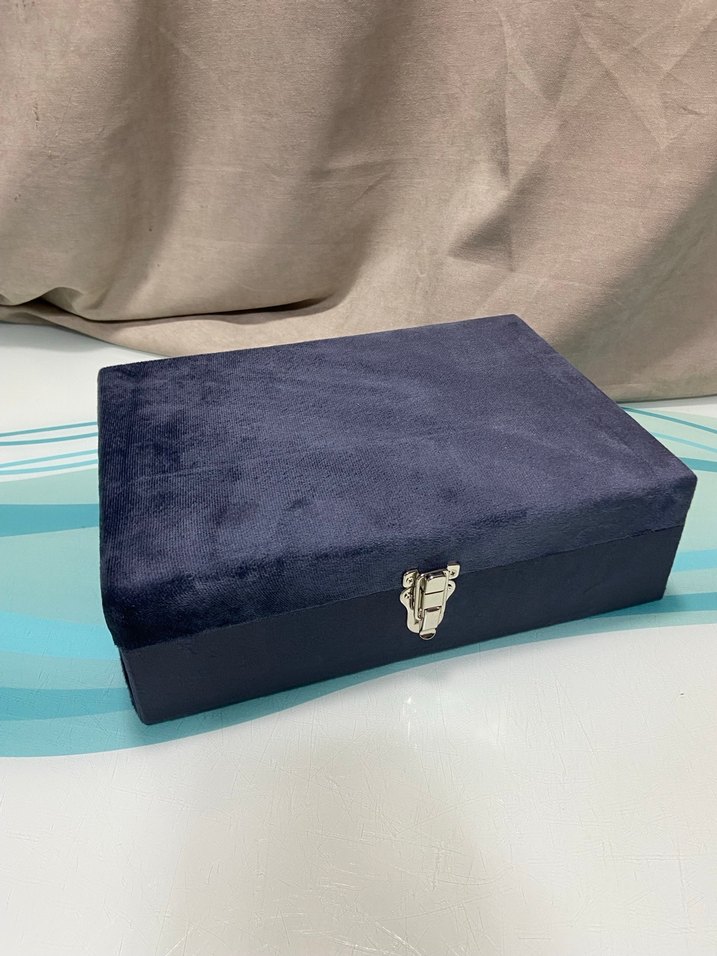 12 Bölmeli Lacivert Saat Kutusu - Görsel 4