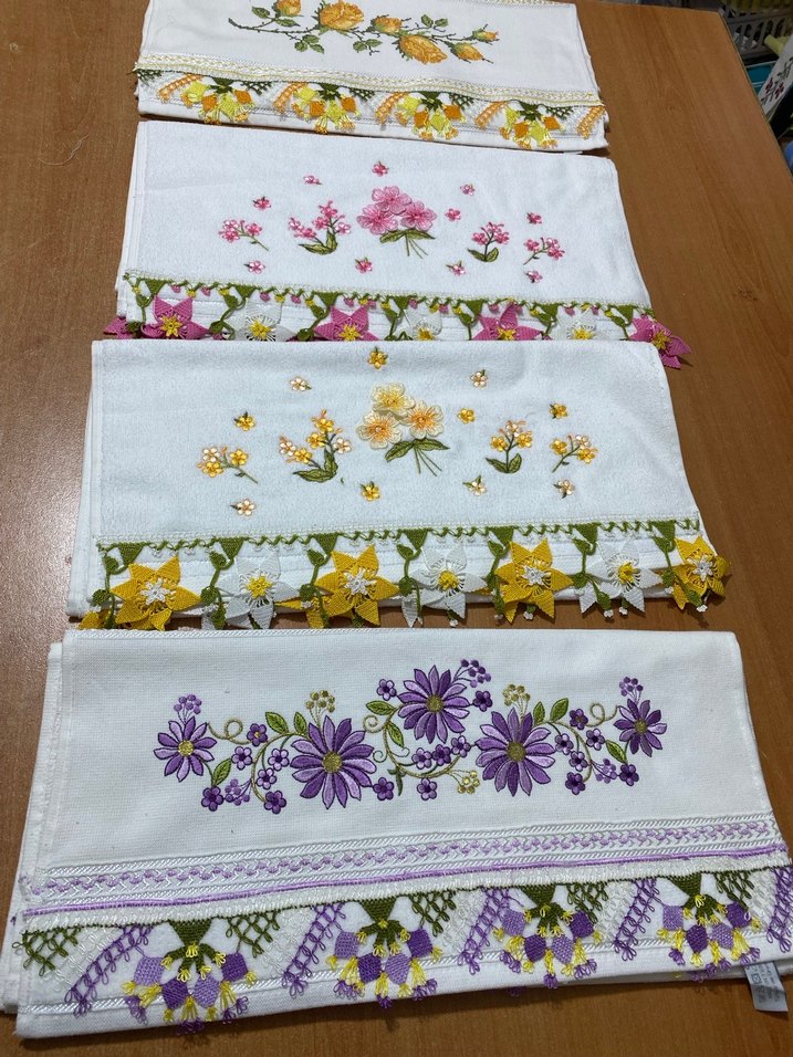 Mor Nakışlı Pastel Havlu - Görsel 2