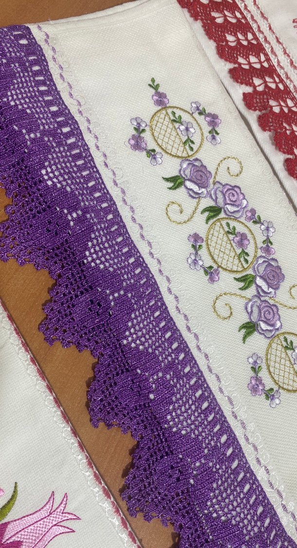 Çok Renkli Nakışlı Havlu Seti - Görsel 3