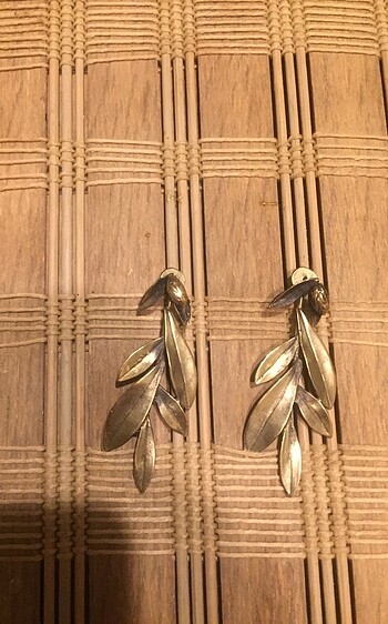 Tasarımcı Zeytin Dalı Motifli Bronz Küpe