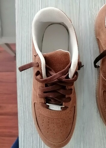 Diğer Spor ayakkabı hiç giyilmedi.küçük geldiği için satıyoruz