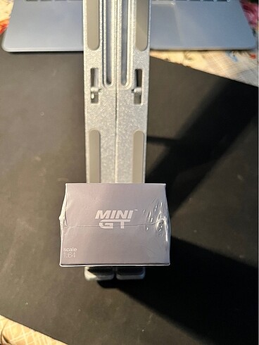  Beden Mini GT Nissan Skyline GT-R (R34)
