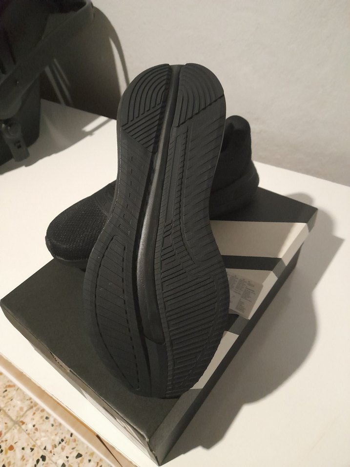 Adidas ayakkabı 42.5 Numara - Görsel 4