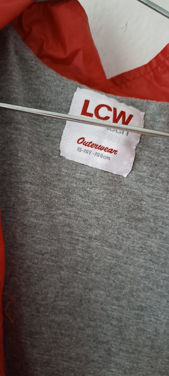 Kırmızı kız çocuk yağmurluk - Görsel 5