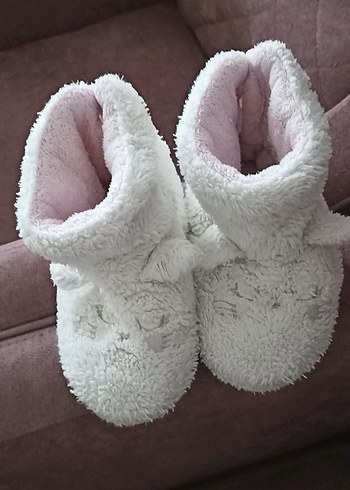 Kızlar için Beyaz Kürklü Sıcak Ev botu - Görsel 5