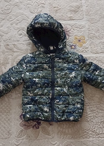 Erkek Çocuk Kamuflaj Desenli Kapüşonlu Mont - Görsel 9