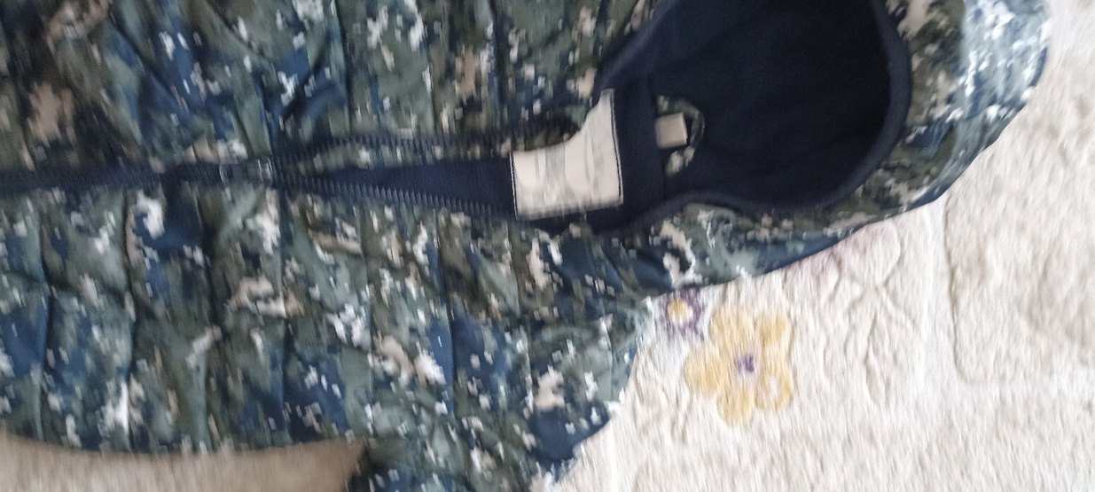 Erkek Çocuk Kamuflaj Desenli Kapüşonlu Mont - Görsel 4