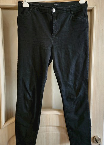 LC Waikiki Siyah Dar Kesim Jean Pantolon
