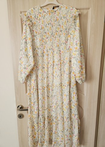 LC Waikiki Romantik Cicekli Uzun Elbise