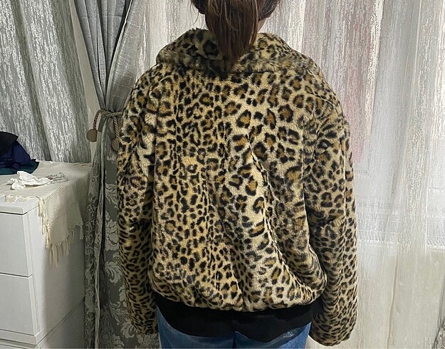 Pull and Bear Leopar desenli ceket