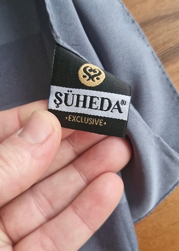 Gri Pilili Kadın Şal - Görsel 3