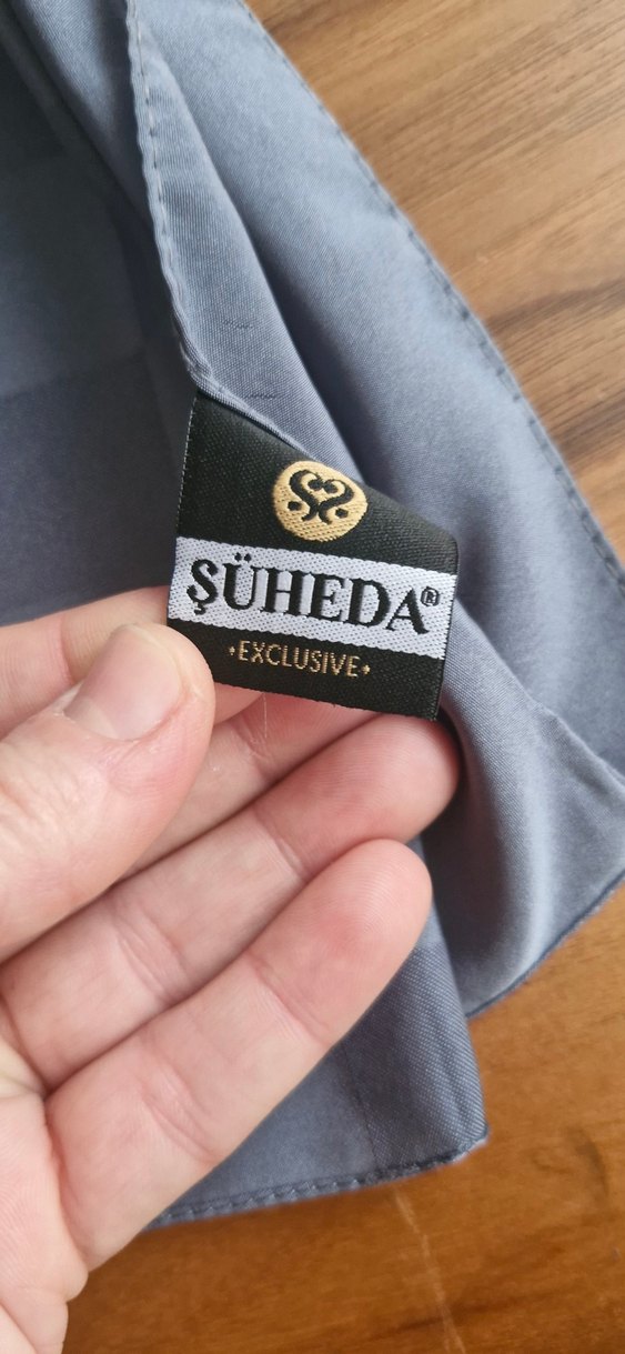 Gri Pilili Kadın Şal - Görsel 3