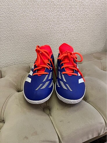 Adidas Halı Saha Kramponu