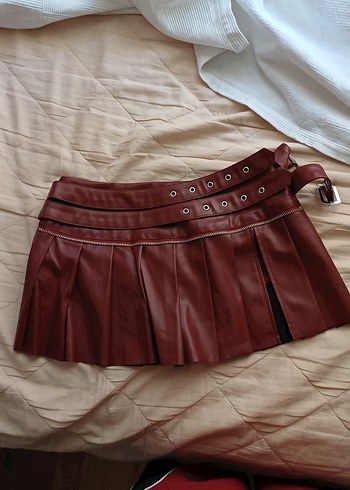 Bordo Deri Kemerli Mini Etek