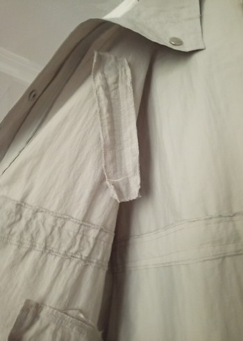 Gri Uzun Düğmeli Kadın Yağmurluk Trençkot - Görsel 8