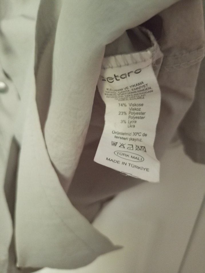 Gri Uzun Düğmeli Kadın Yağmurluk Trençkot - Görsel 5