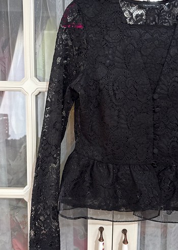 Dantel Detaylı Siyah Gotik Kadın Bluz - Görsel 2