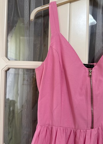 Pembe Uzun Kolluksuz Volanlı Elbise - Görsel 3