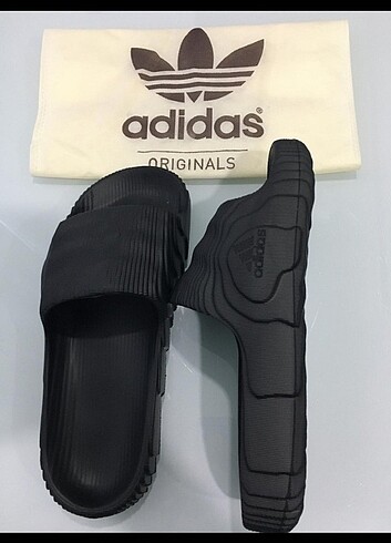 Adidas Adilette 22 yeni sezon