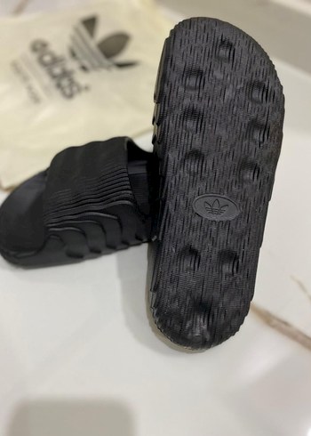 38 Beden Adilette 22 yeni sezon