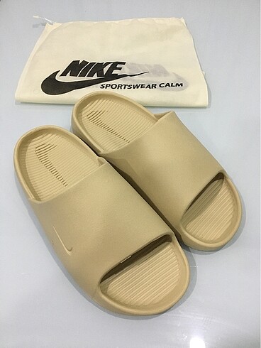 Nike calm slide