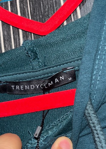 Trendyol & Milla Kadın Mavi Kapüşonlu Rahat Sweatshirt