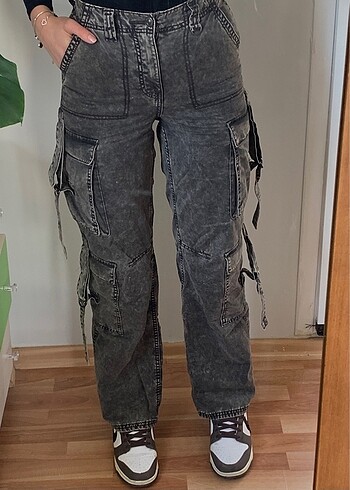 34 Beden gri Renk Bershka Gri MultiCargo Kargo Pantolon