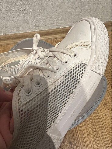 37 Beden Beyaz sneaker