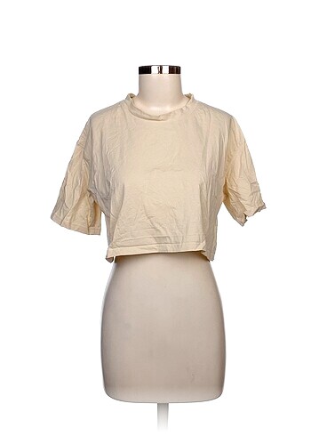 Zara T-shirt %70 İndirimli.