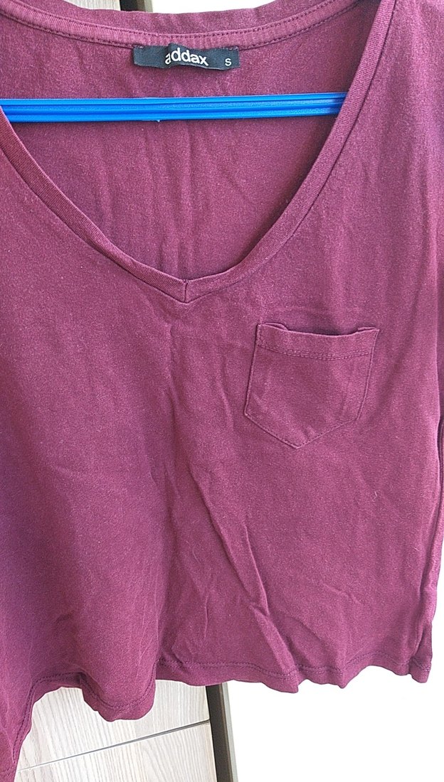 Bordo V Yaka Kadın Tişört - Görsel 3