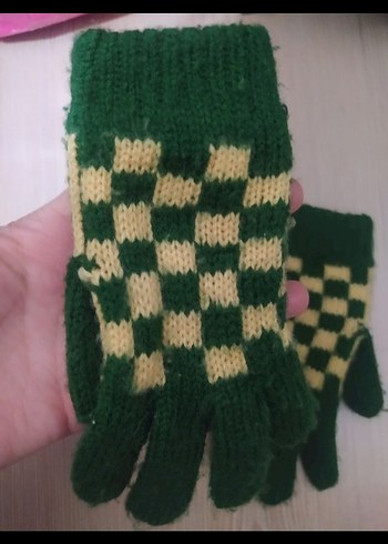 Kız Çocuk Yeşil Kareli Örgü Eldiven - Görsel 3