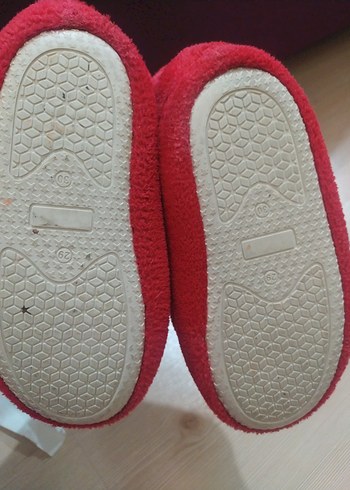 Nakışlı Kız Çocuk Kırmızı Sıcak Ev Terliği - Görsel 3