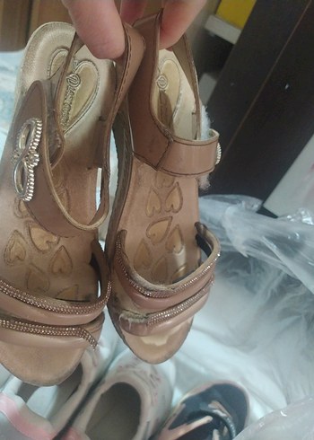 Bej Dolgu Topuklu Bağcıklı Kadın Sandalet - Görsel 6