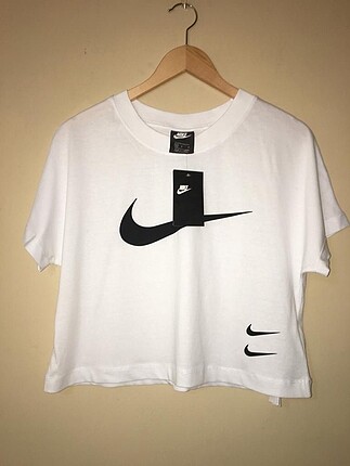 Nike T-shirt