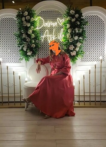 Fuşya pembe saten elbise